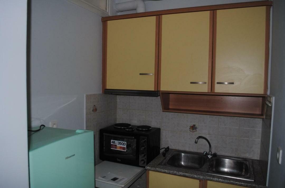 Kolokotroni'S Apartment นาฟปลิโอ ภายนอก รูปภาพ